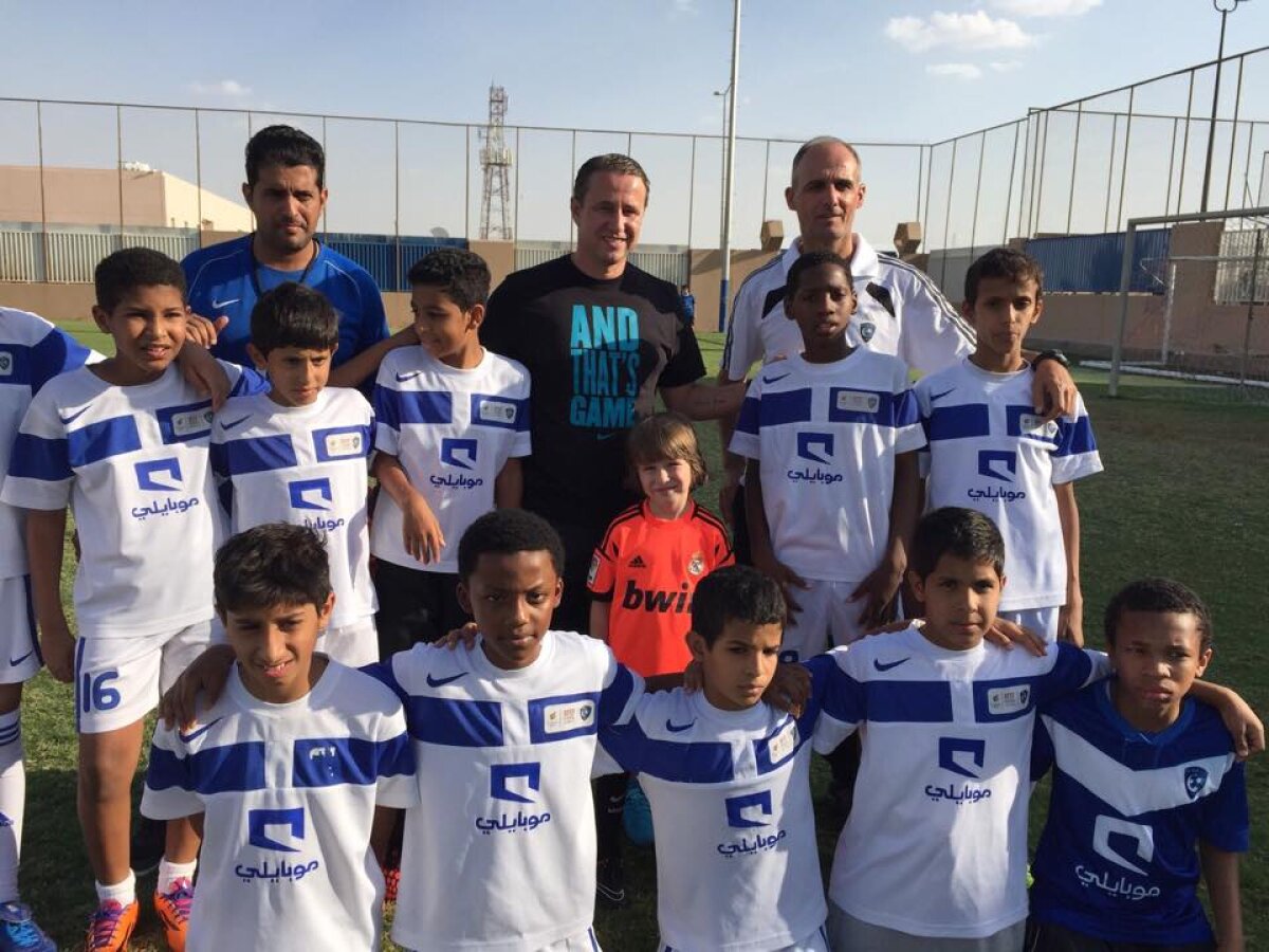 FOTO Reghe jr. o ia pe urmele tatălui! Băiatul lui Laurenţiu Reghecampf a făcut primul antrenament la Al Hilal