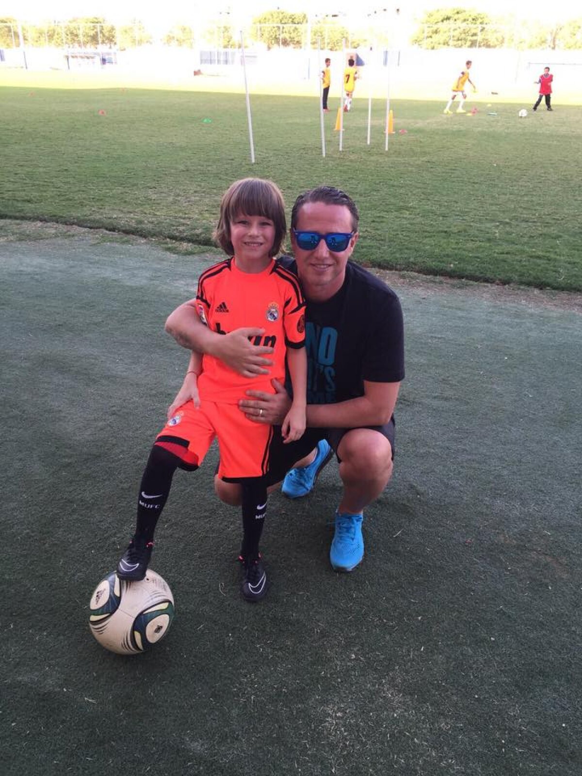 FOTO Reghe jr. o ia pe urmele tatălui! Băiatul lui Laurenţiu Reghecampf a făcut primul antrenament la Al Hilal