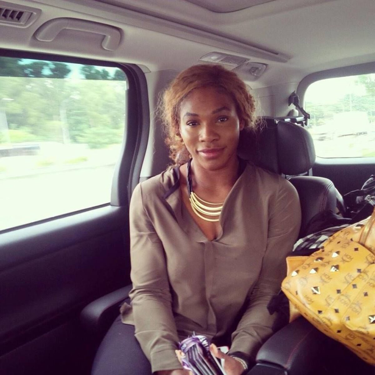 FOTO Agitaţie înainte de start » Activităţile de promovare au început deja la Turneul Campioanelor