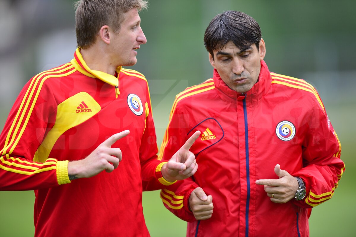 GALERIE FOTO Cele 10 feţe ale Satanei » O colecţie de imagini senzaţionale cu un selecţioner cu personalitate