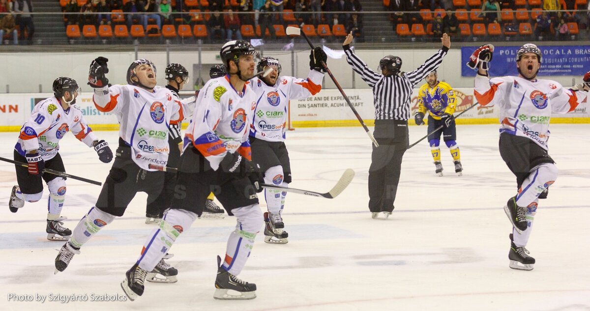 GALERIE FOTO Corona Wolves a pierdut dramatic calificarea în turul al treilea al Cupei Continentale