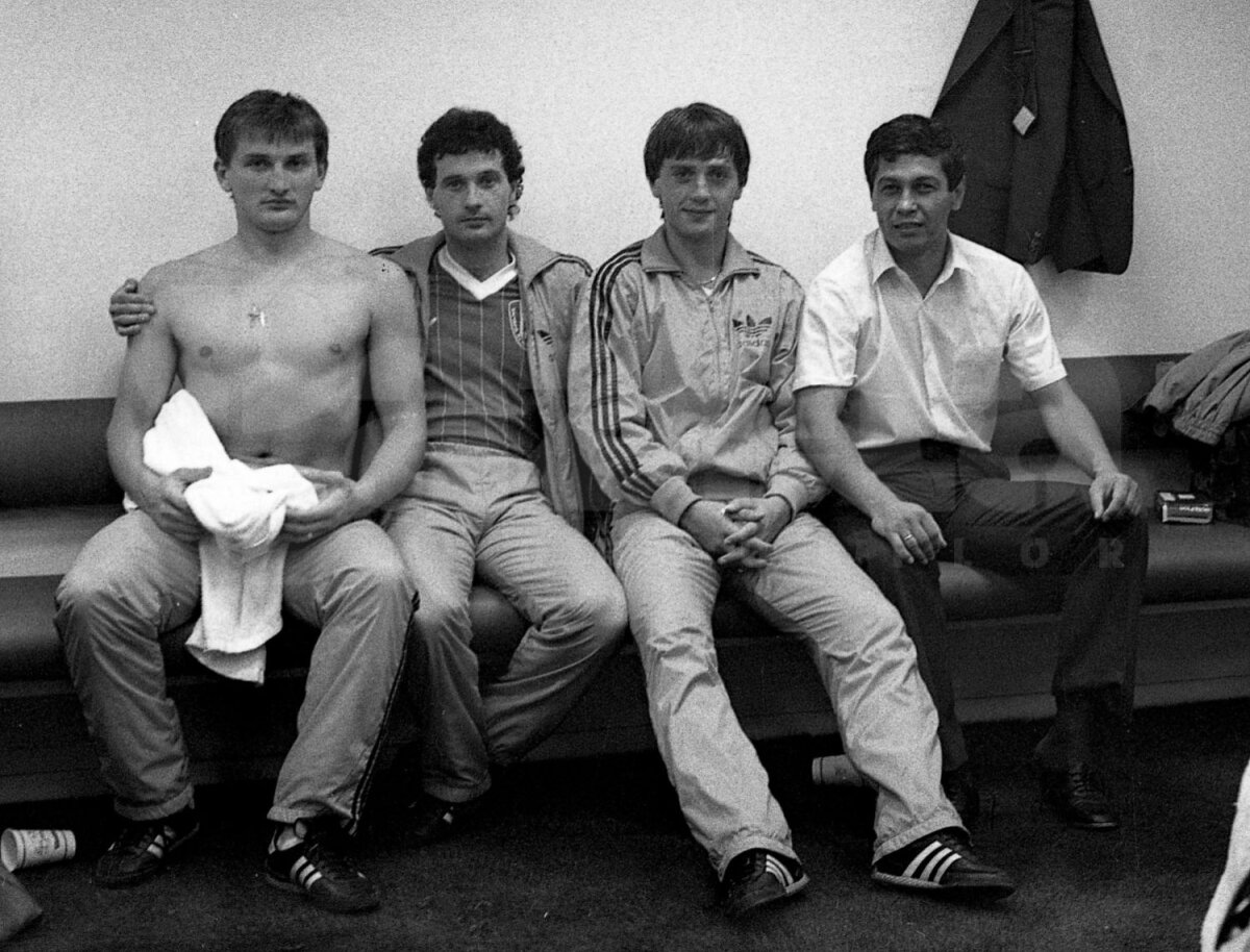 FOTO Luce în roşu-galben-albastru » Cifrele şi performanţele care îl recomandă pe Mircea Lucescu drept selecţioner