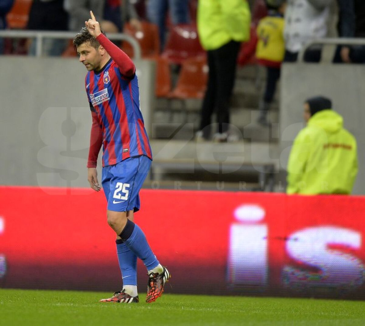 FOTO şi VIDEO Steaua urcă pe primul loc în grupa J din Europa League, după victoria în faţa lui Rio Ave, scor 2-1