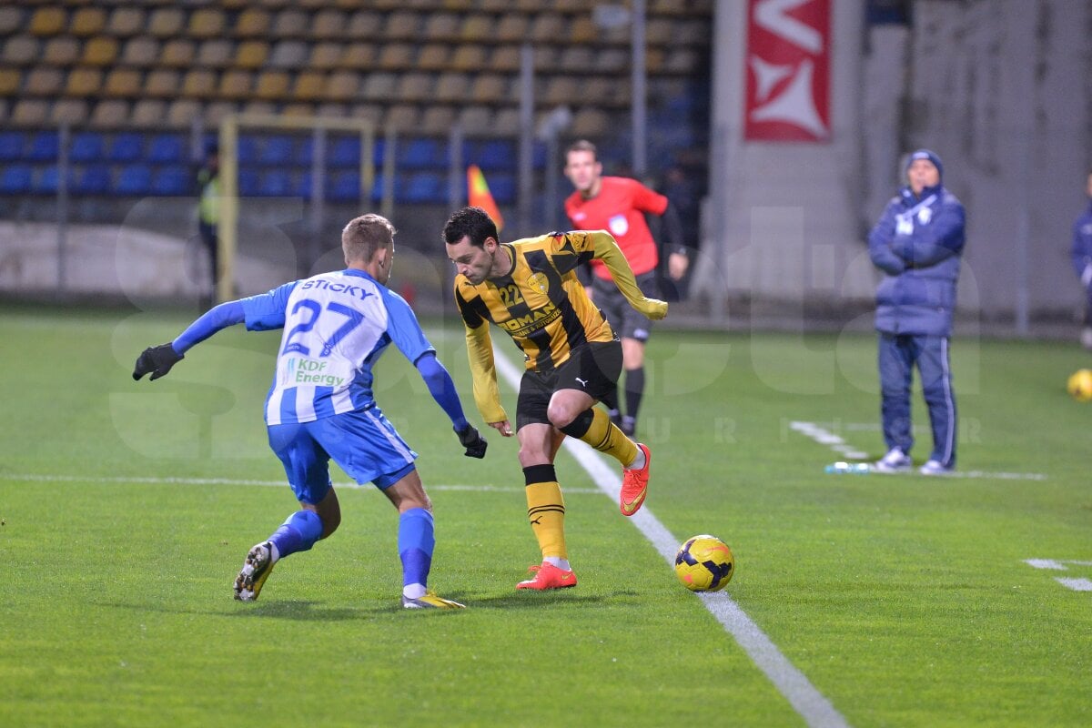 FOTO şi VIDEO CS U Craiova se impune pe terenul lui FC Braşov, scor 3-2, după un meci nebun