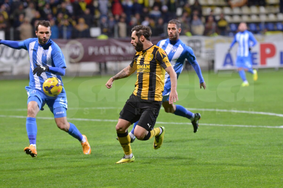 FOTO şi VIDEO CS U Craiova se impune pe terenul lui FC Braşov, scor 3-2, după un meci nebun