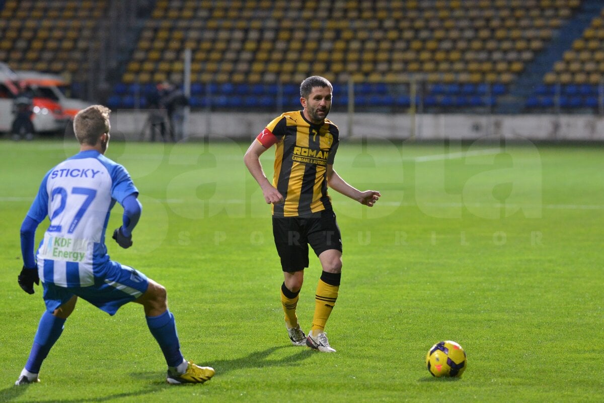 FOTO şi VIDEO CS U Craiova se impune pe terenul lui FC Braşov, scor 3-2, după un meci nebun