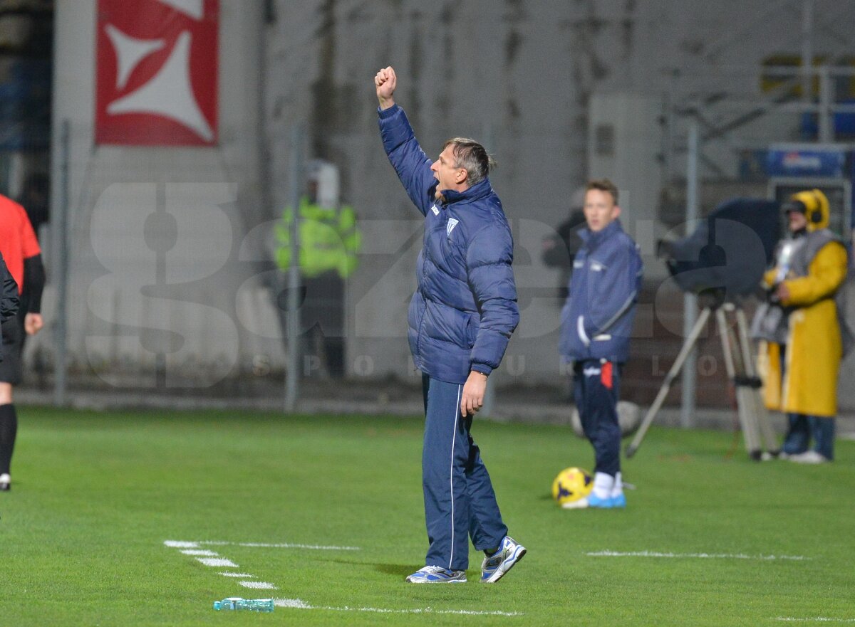 FOTO şi VIDEO CS U Craiova se impune pe terenul lui FC Braşov, scor 3-2, după un meci nebun