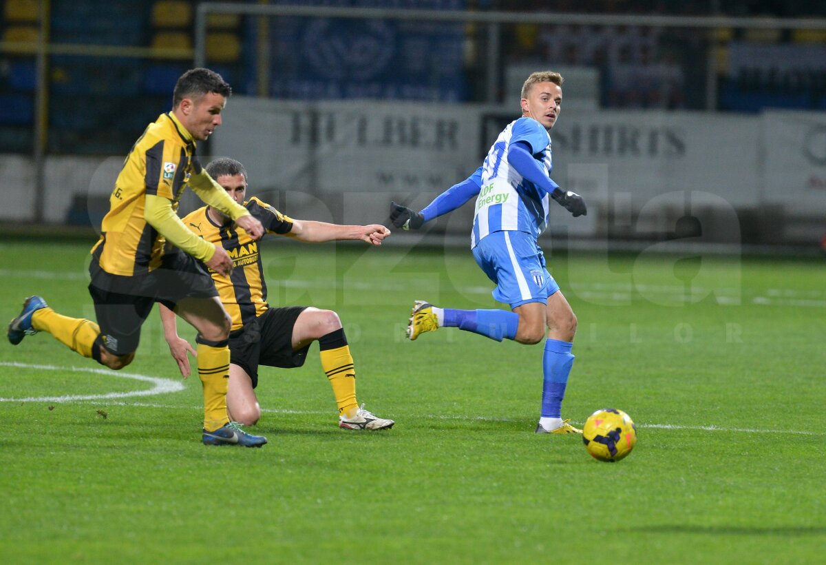 FOTO şi VIDEO CS U Craiova se impune pe terenul lui FC Braşov, scor 3-2, după un meci nebun