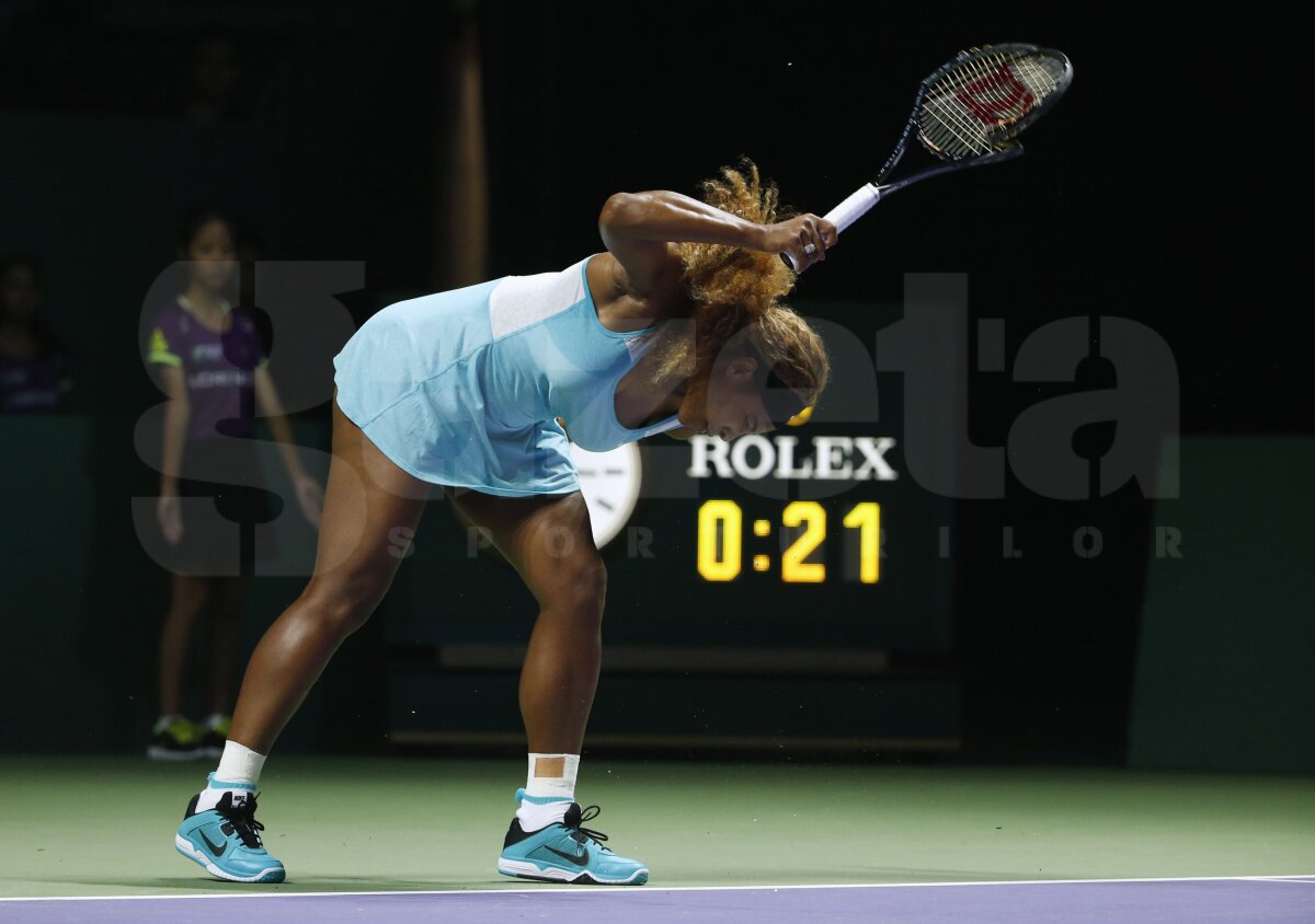 VIDEO şi FOTO Serena Williams şi-a ieşit din minţi la Turneul Campioanelor » Publicul a fost uluit de gestul americancei