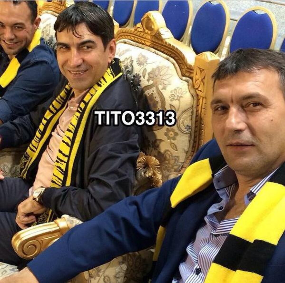 VIDEO + FOTO Victor Piţurcă, ovaţionat de galeria lui Al Ittihad la meciul cu Al Nassr » Echipa sa a pierdut însă, 1-2