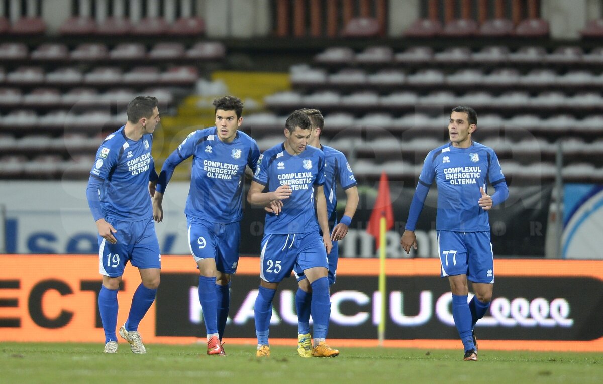 FOTO şi VIDEO Dinamo - Pandurii 3 - 2 » Bilinski aduce victoria ”cîinilor” în prelungiri!