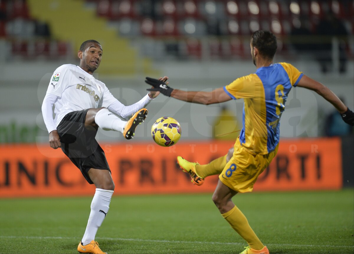 FOTO Astra şi Petrolul termină la egalitate, 0-0 » Budescu a avut cea mai mare ocazie