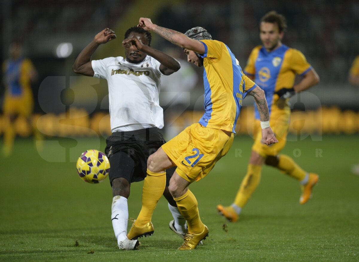 FOTO Astra şi Petrolul termină la egalitate, 0-0 » Budescu a avut cea mai mare ocazie