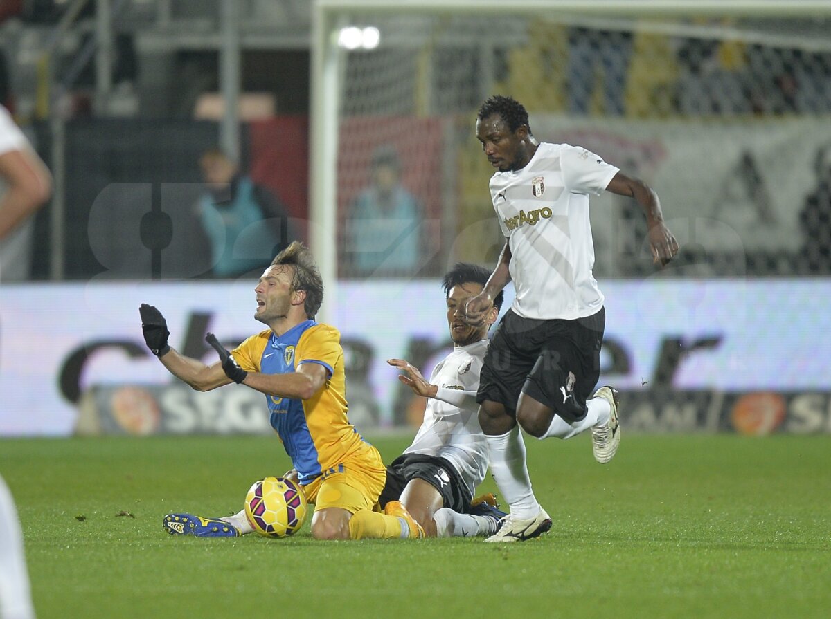 FOTO Astra şi Petrolul termină la egalitate, 0-0 » Budescu a avut cea mai mare ocazie