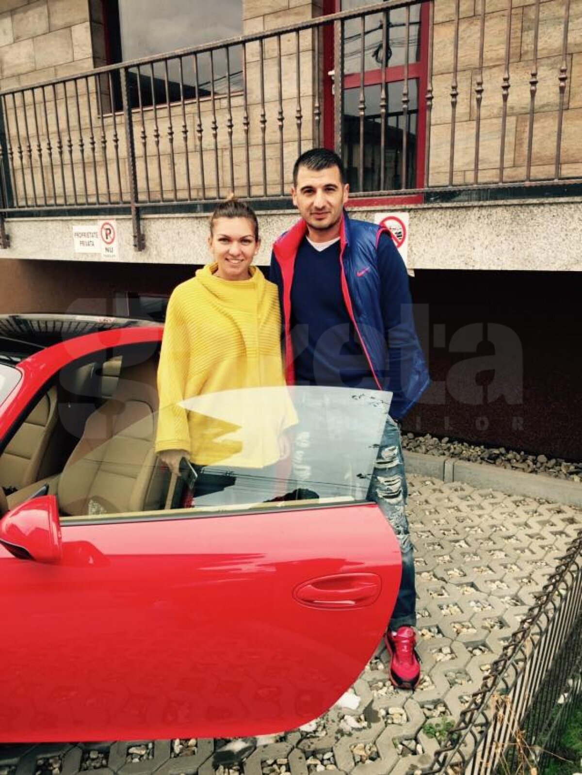UPDATE FOTO Ce bijuterie! Halep a primit cadou o supermaşină după Turneul Campioanelor!