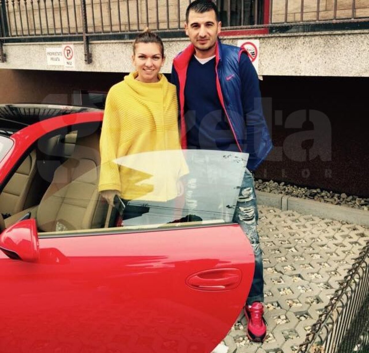 UPDATE FOTO Ce bijuterie! Halep a primit cadou o supermaşină după Turneul Campioanelor!