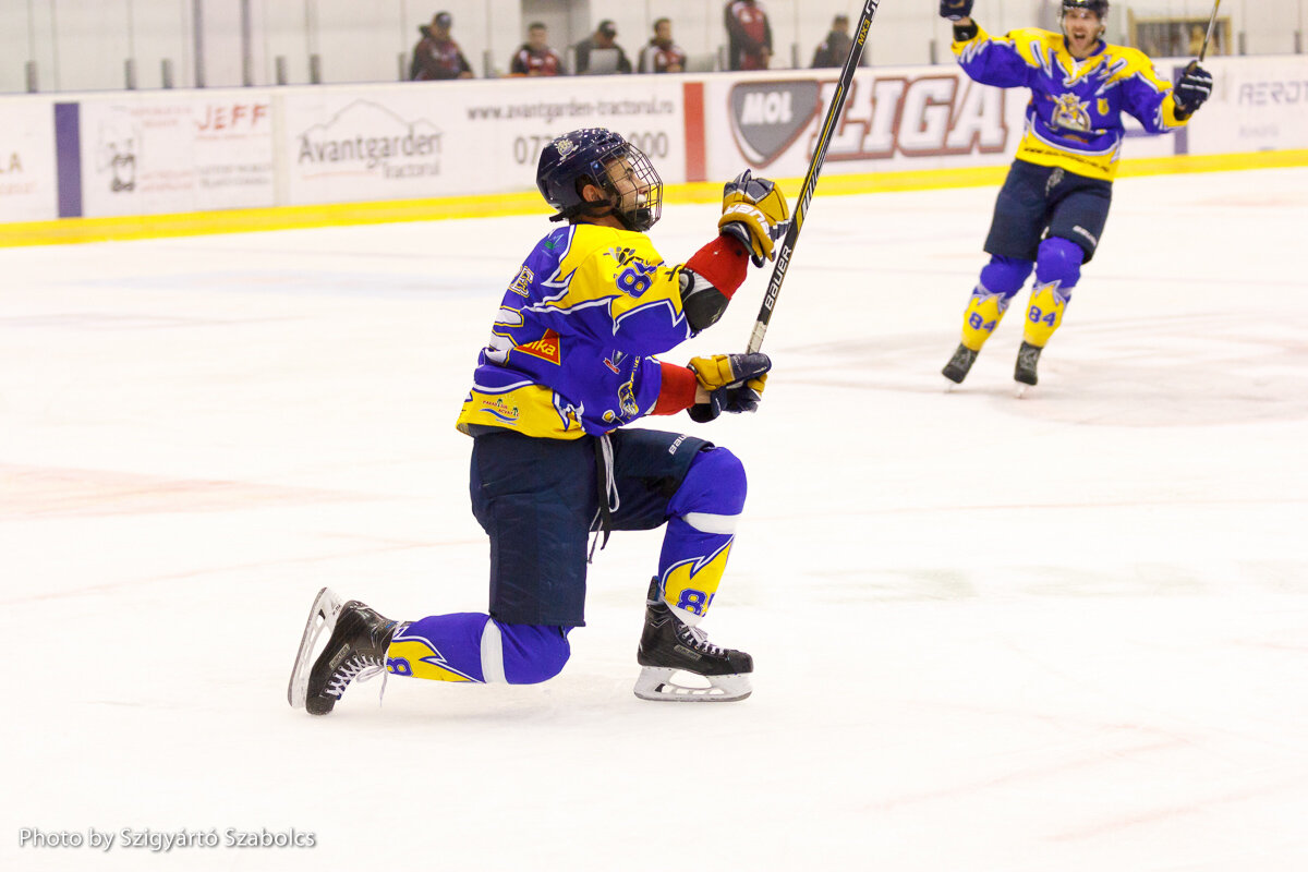 "Lupii" s-au impus în derby-ul românesc al Ligii MOL