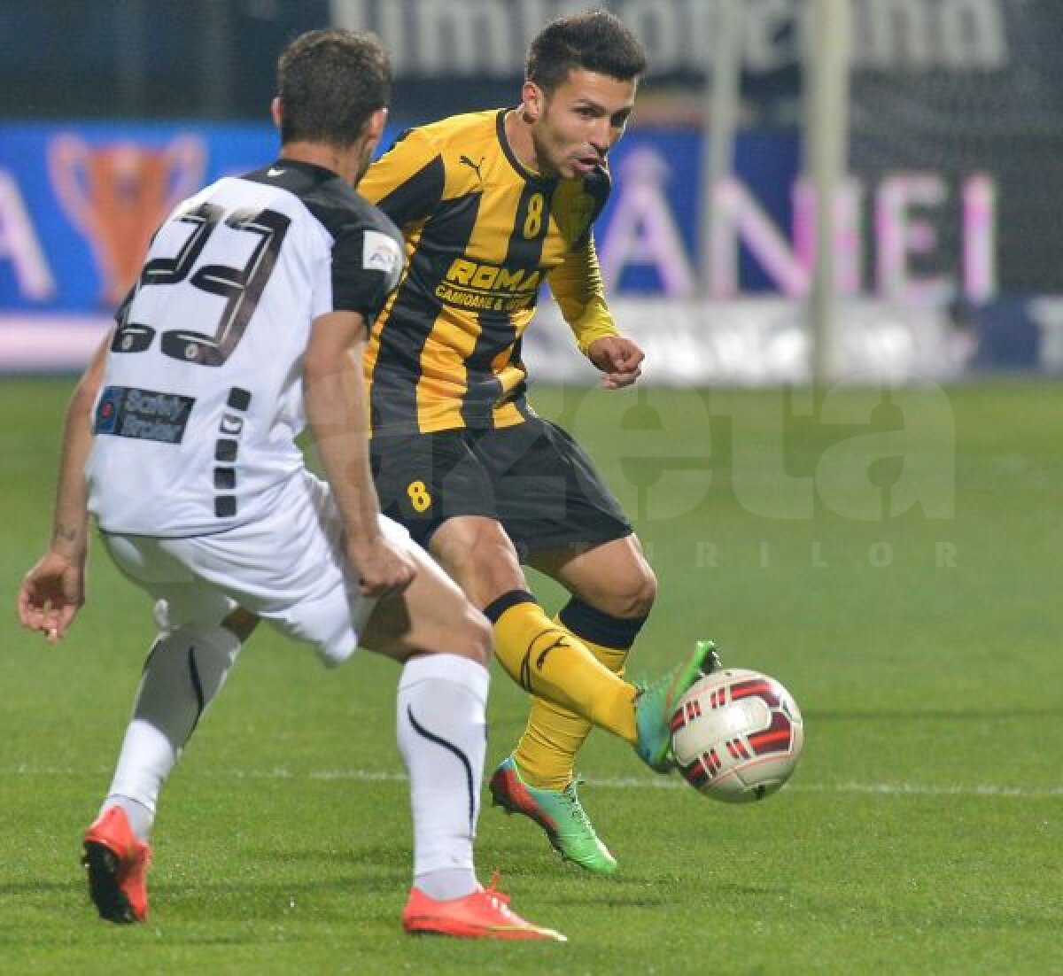 FOTO FC Braşov - U Cluj 1-3  » Elevii lui Ogăraru se califică în sferturi!