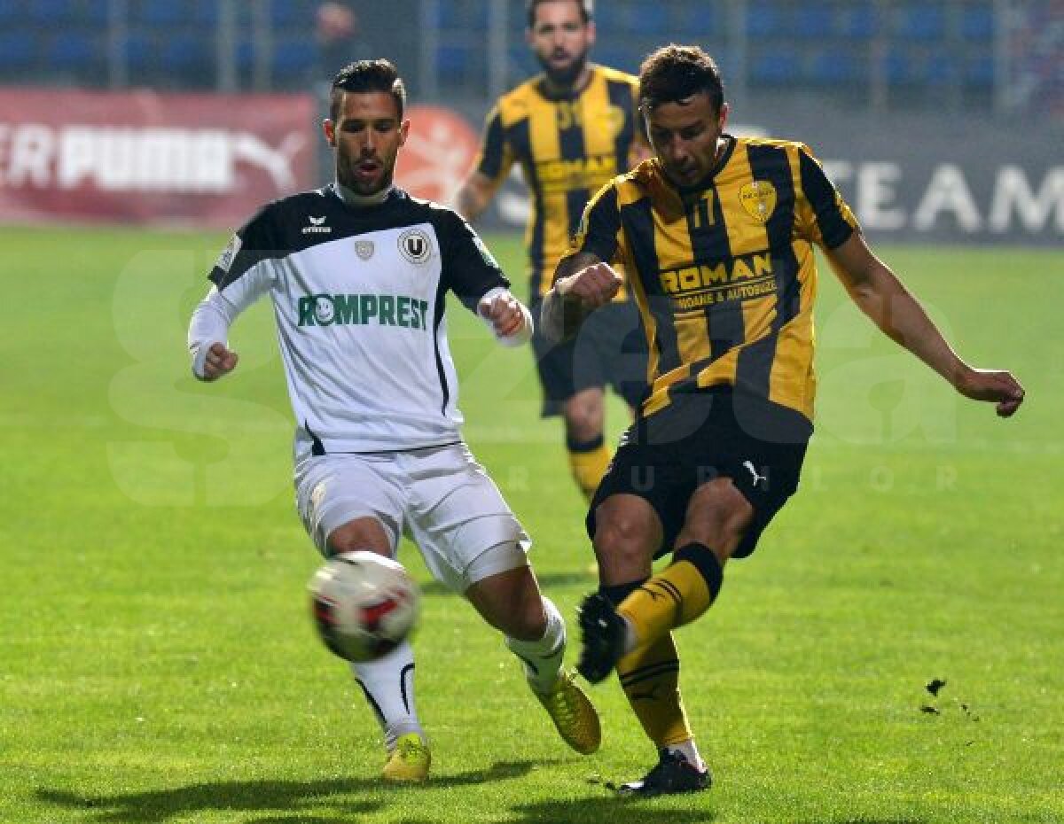 FOTO FC Braşov - U Cluj 1-3  » Elevii lui Ogăraru se califică în sferturi!