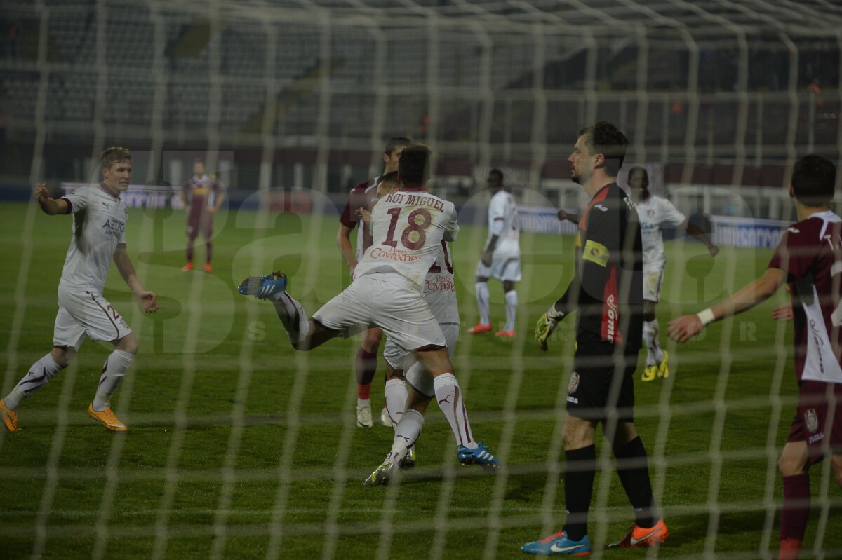 FOTO Nici o seară fără dramă în Giuleşti » Rapid a condus aproape tot meciul, dar a pierdut calificarea în ultimele 10 minute