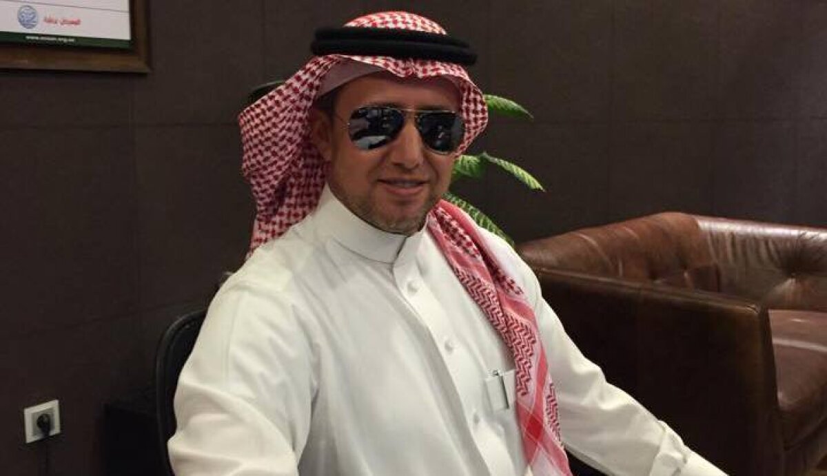 FOTO Reghe al Arabiei » Imagini senzaţionale de la conferinţa de presă a lui Al Hilal! Cum a apărut Laurenţiu Reghecampf