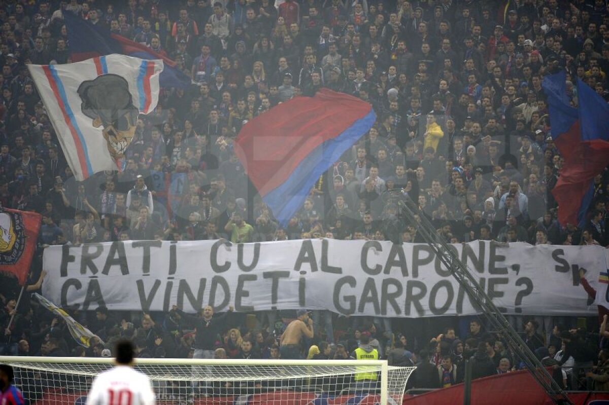 FOTO Contre între suporteri » Cele mai tari bannere de la Derby de România