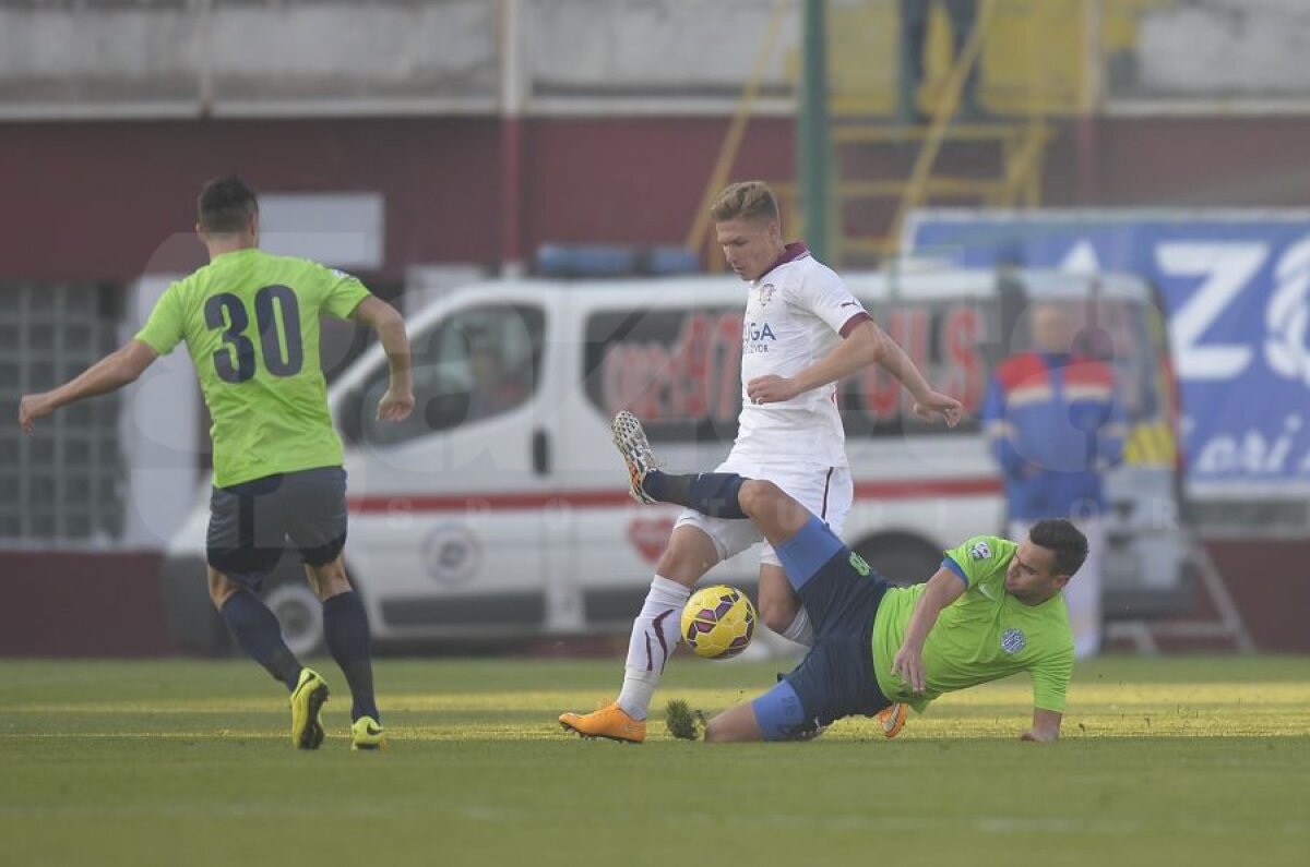 VIDEO+FOTO Rapid - CSMS Iaşi 0-1 » Prima victorie din Liga 1 pentru CSMS Iaşi » Giuleştenii au căzut pe penultimul loc