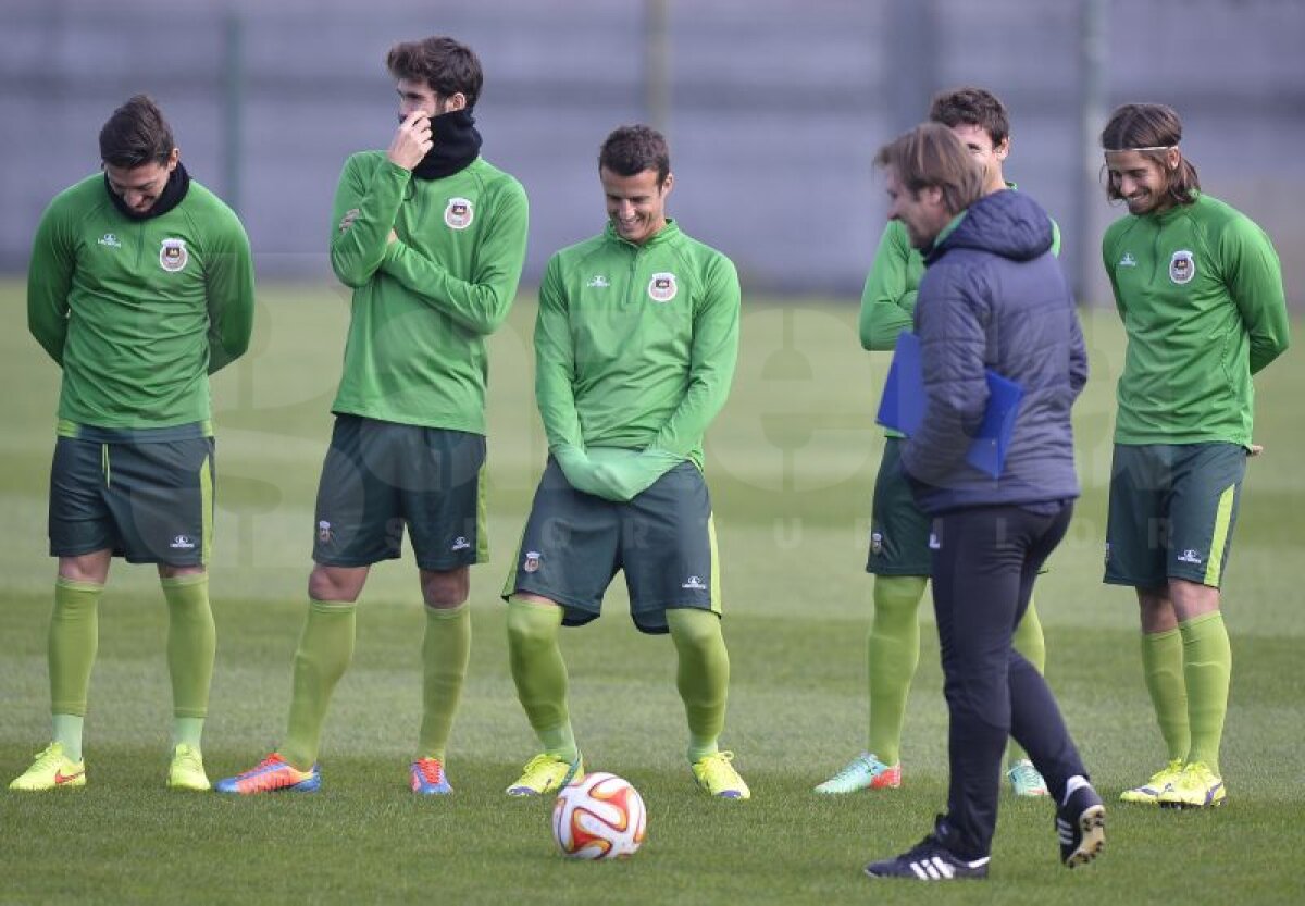 GALERIE FOTO Fotbaliştii lui Rio Ave au fost destinşi la antrenamentul oficial de astăzi » Ce a spus antrenorul portughezilor