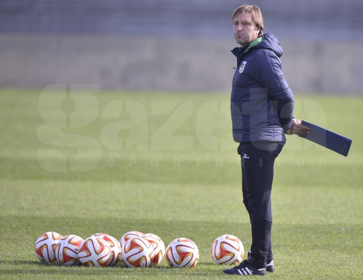 GALERIE FOTO Fotbaliştii lui Rio Ave au fost destinşi la antrenamentul oficial de astăzi » Ce a spus antrenorul portughezilor