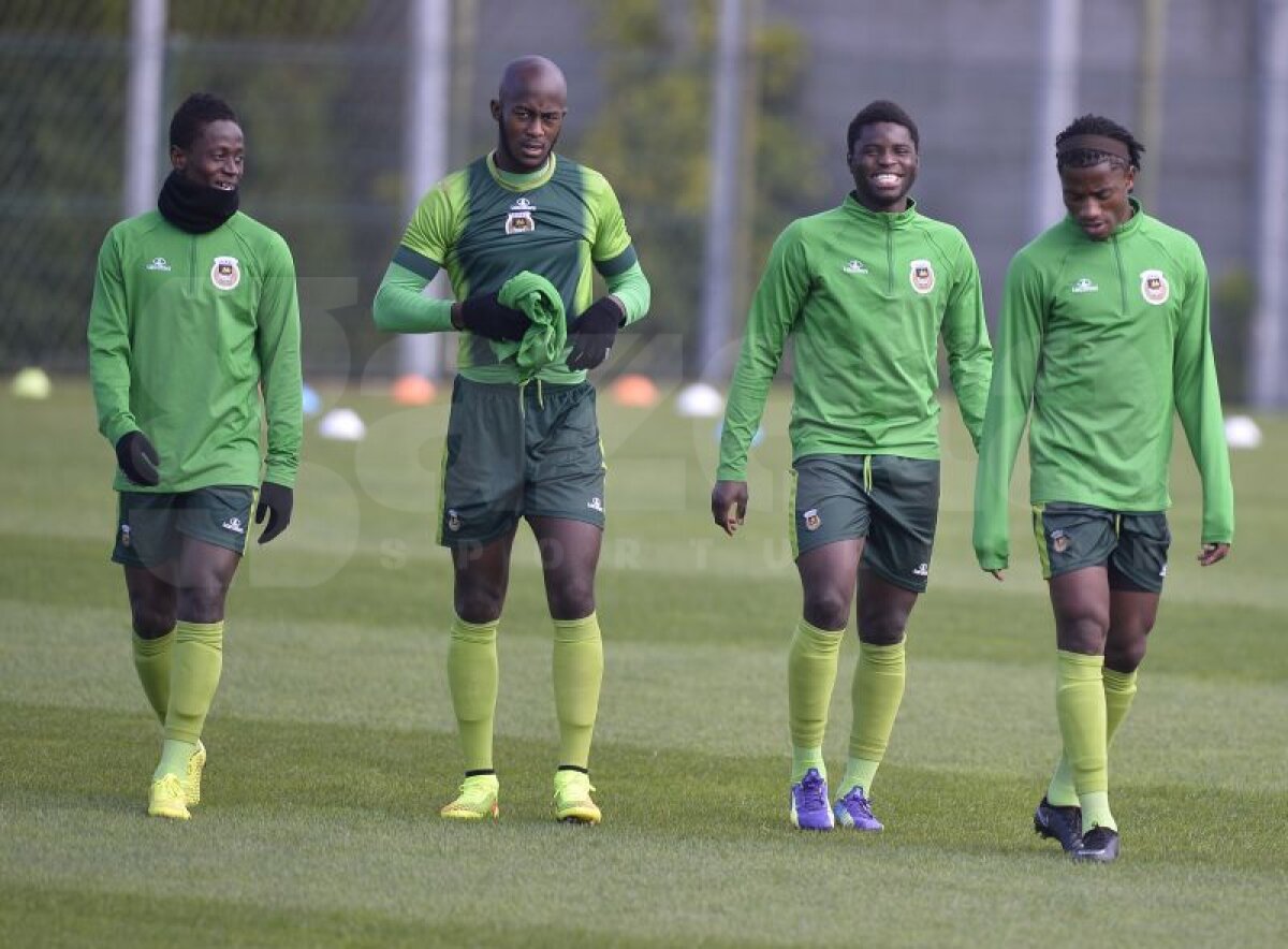 GALERIE FOTO Fotbaliştii lui Rio Ave au fost destinşi la antrenamentul oficial de astăzi » Ce a spus antrenorul portughezilor