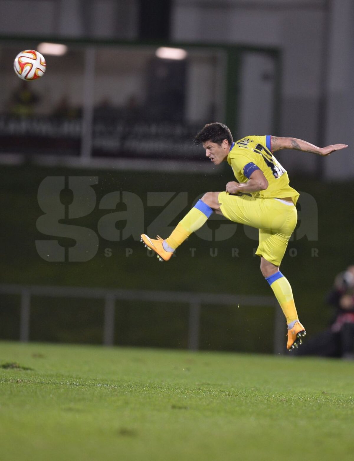VIDEO+FOTO Seara lui Filip » Înlocuitorul lui Latovlevici a strălucit în Portugalia la cel mai slab meci al sezonului pentru Steaua: 2-2 cu Rio Ave