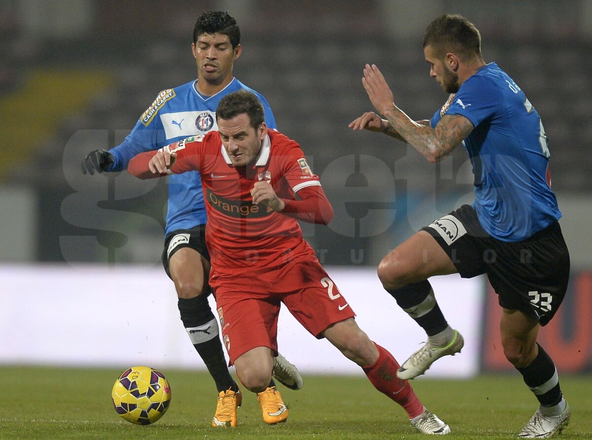 FOTO şi VIDEO Dinamo, a 3-a înfrîngere pe teren propriu cu Viitorul! Echipa lui Hagi s-a impus, 3-2! Gol superb Patrick Petre