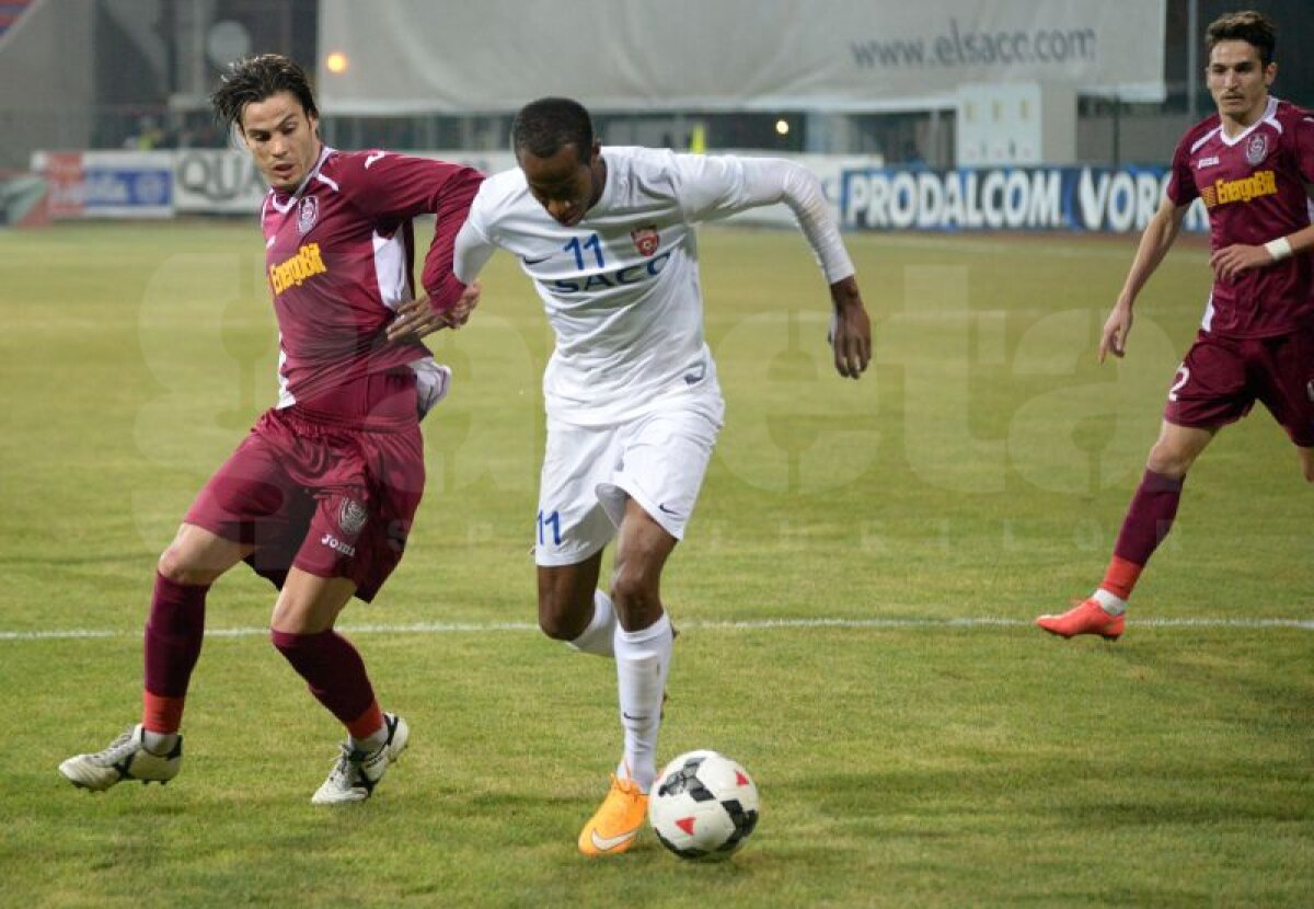 FOTO şi VIDEO » CFR Cluj învinge cu 1-0 pe FC Botoşani şi rămîne pe poziţia secundă în Liga 1
