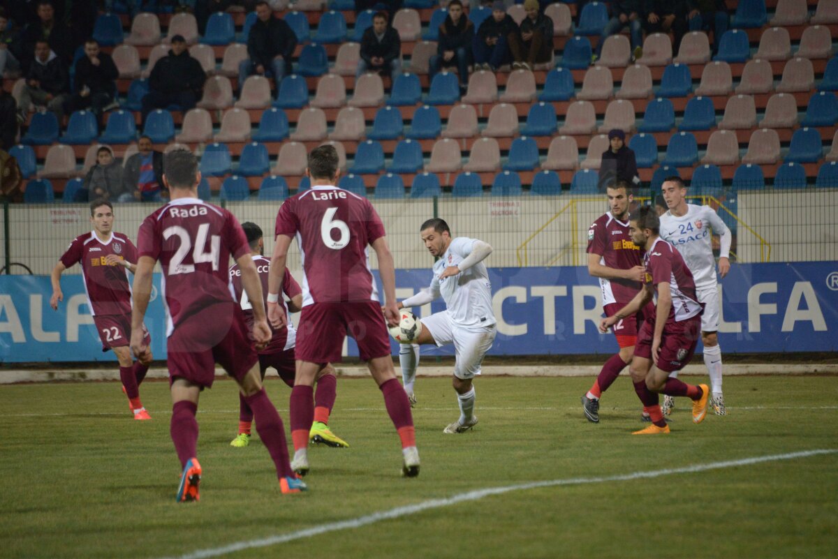 FOTO şi VIDEO » CFR Cluj învinge cu 1-0 pe FC Botoşani şi rămîne pe poziţia secundă în Liga 1