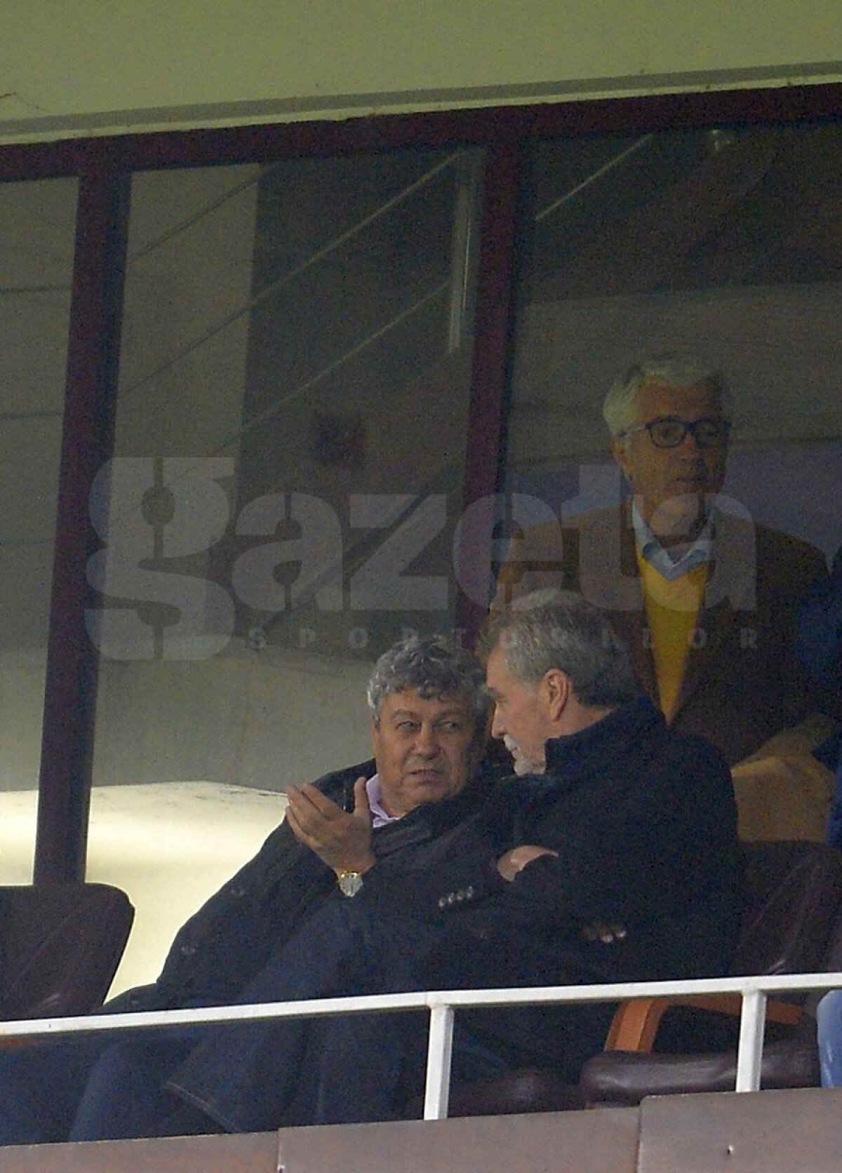 Spectator sau salvator? Mircea Lucescu, standing ovation în Giuleşti! Ce spune despre o revenire la Rapid