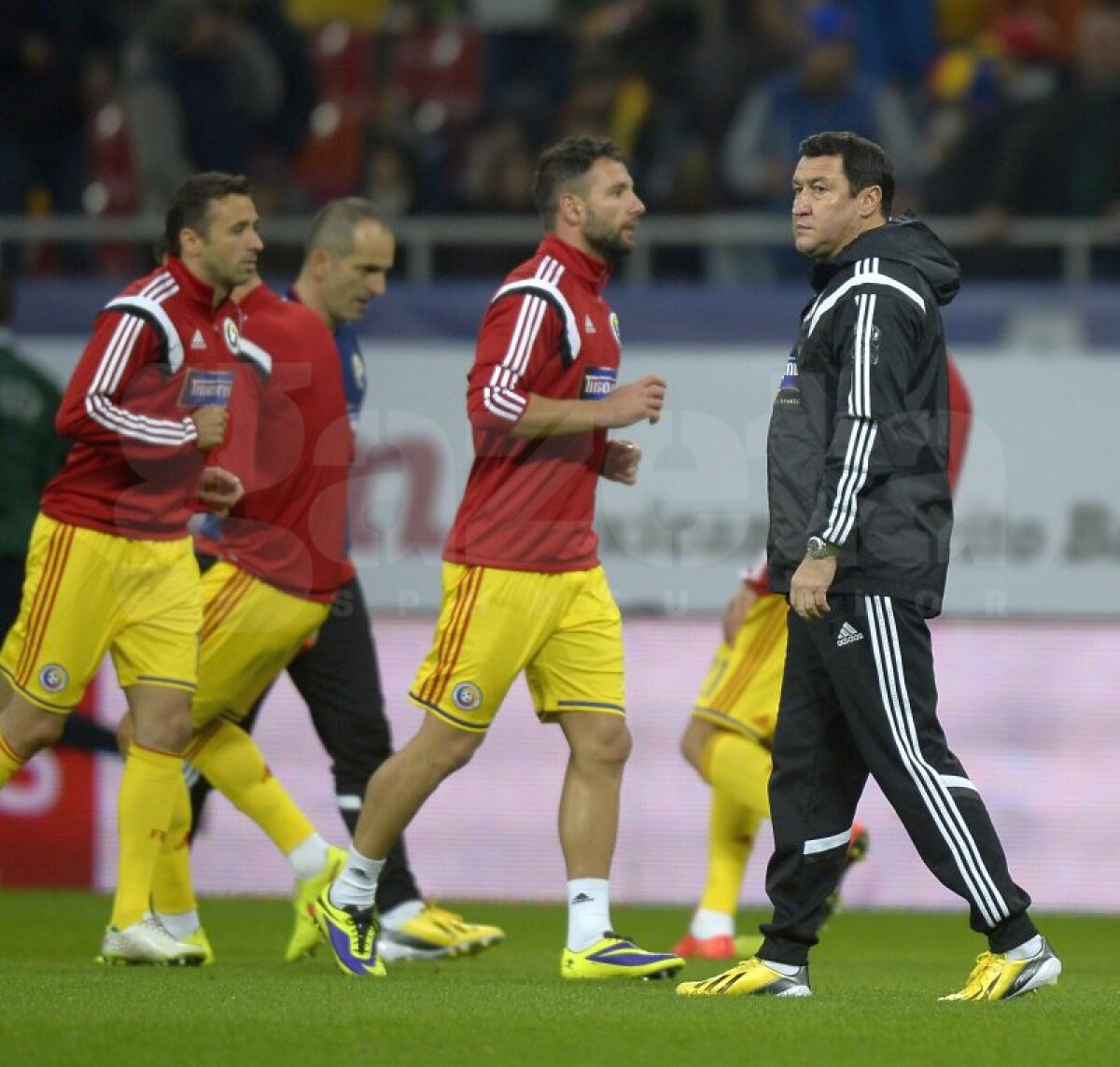 FOTO şi VIDEO România a învins Irlanda de Nord cu 2-0 şi a preluat şefia Grupei F