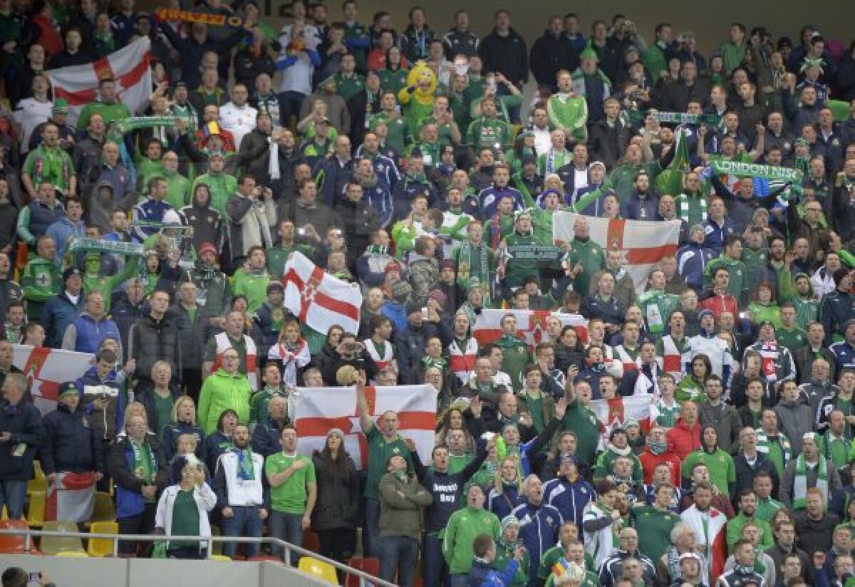 GALERIE FOTO Puţini dar gălăgioşi! Românii nu s-au mai îngrămădit la stadion pentru mecul cu Irlanda de Nord! Cîţi suporteri au venit la meci
