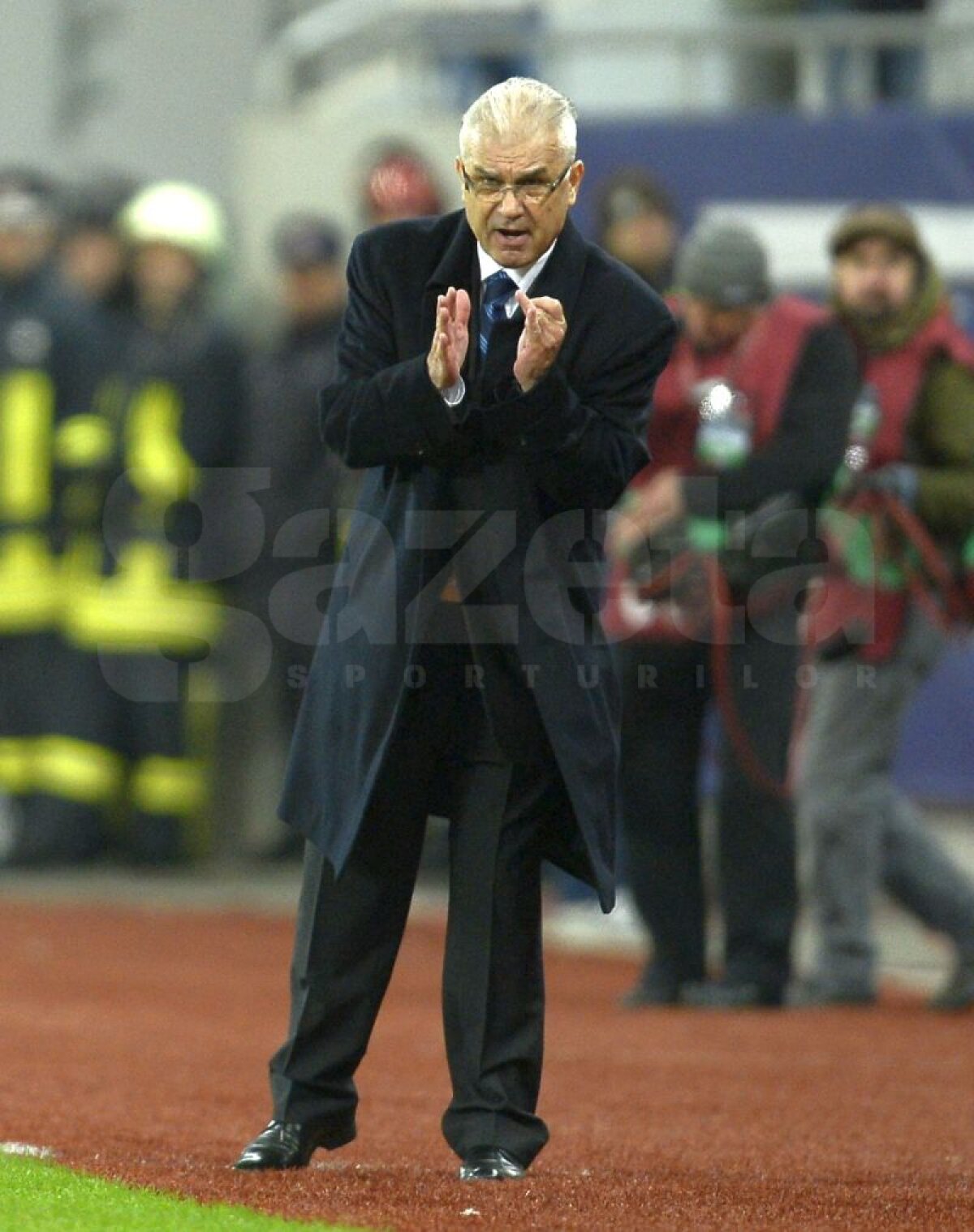 FOTO şi VIDEO România a învins Irlanda de Nord cu 2-0 şi a preluat şefia Grupei F