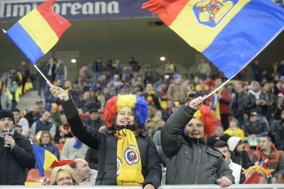 FOTO Bască, nu bannere! Răzvan Raţ a fost premiat tradiţional de UEFA pentru cele 100 de selecţii în faţa a 30.000 de fani euforici