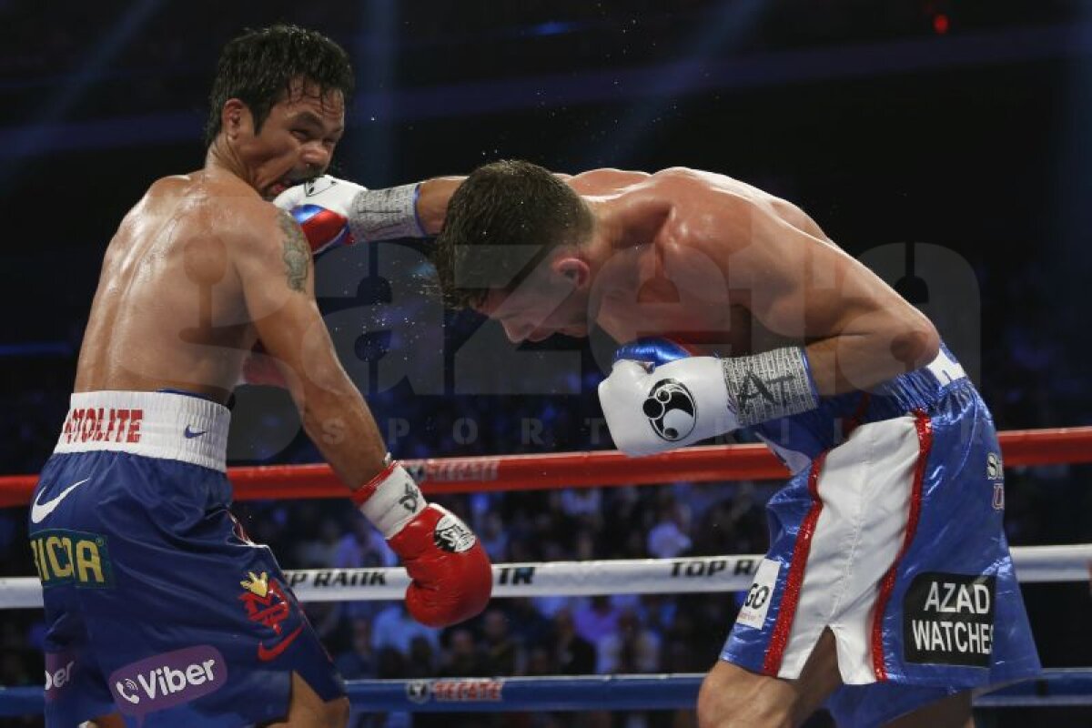 FOTO » Manny Pacquiao, tot mai aproape de un meci cu Floyd Mayweather » Filipinezul l-a învins pe Chris Algieri, după ce l-a trimis de 6 ori la podea!