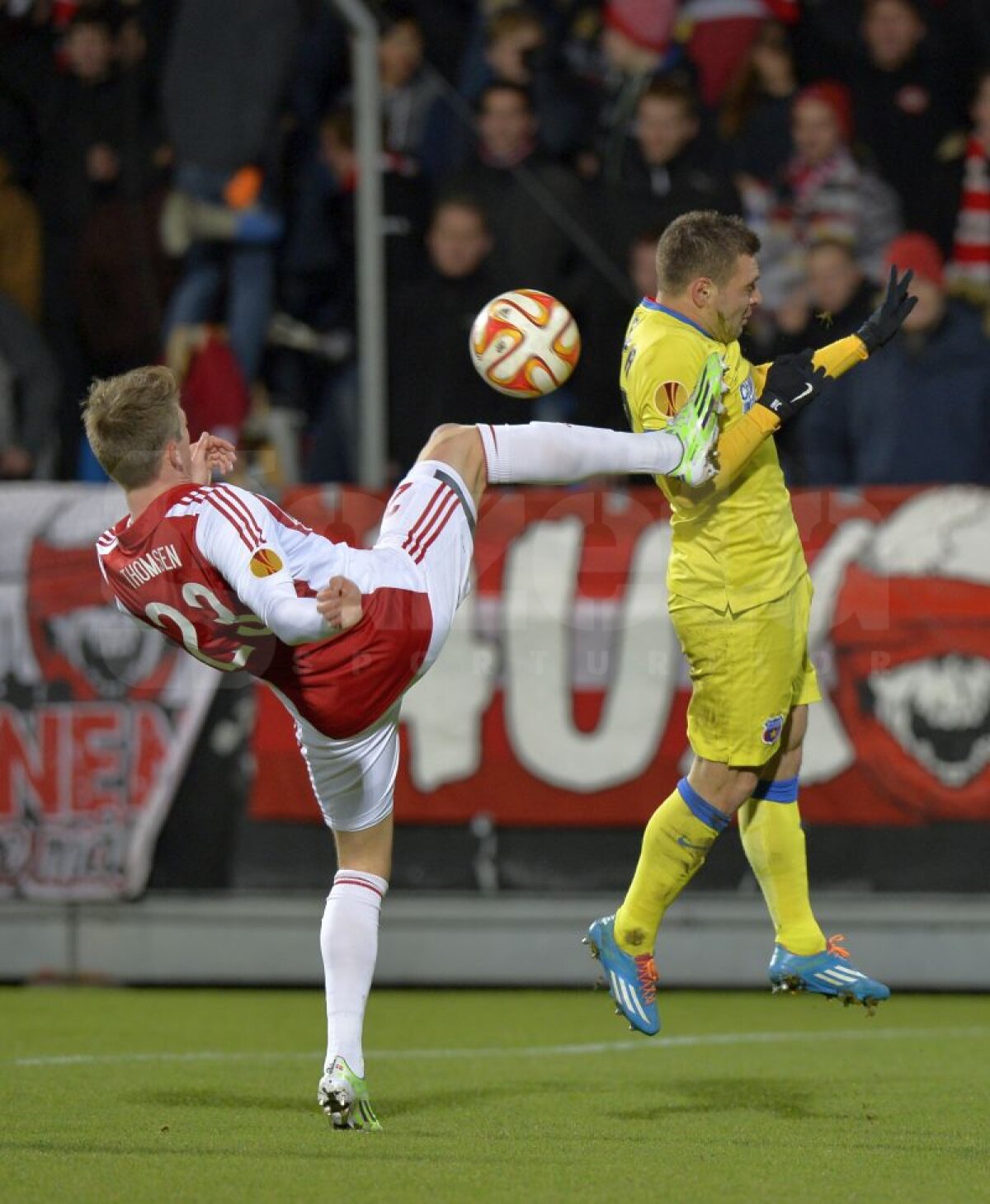 VIDEO şi FOTO Aalborg - Steaua 1-0 » Ratările lui Keşeru au îngropat Steaua, care are nevoie de un miracol pentru a se califica
