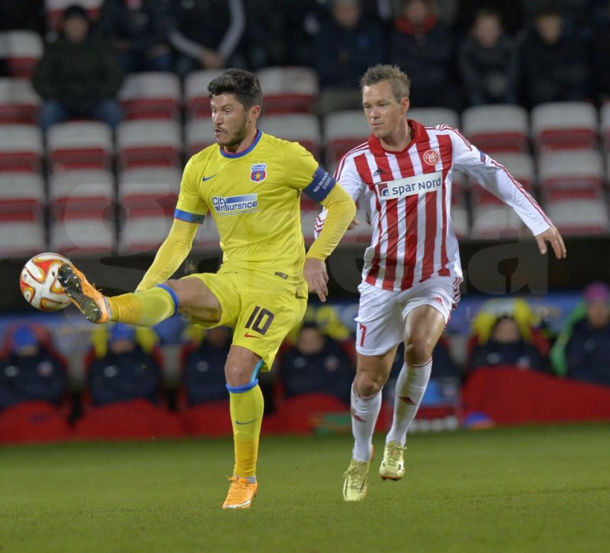 VIDEO şi FOTO Aalborg - Steaua 1-0 » Ratările lui Keşeru au îngropat Steaua, care are nevoie de un miracol pentru a se califica