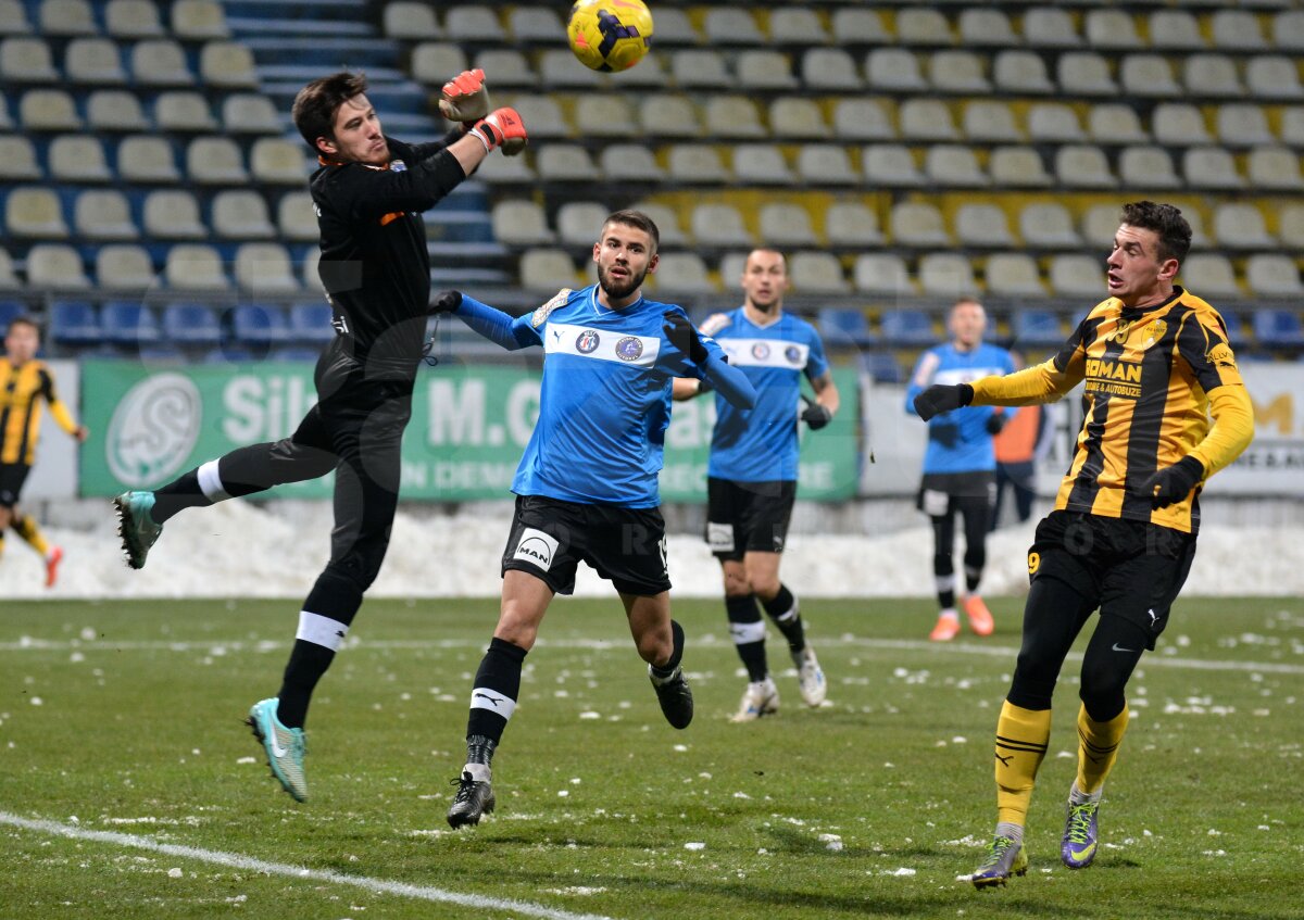 FOTO + VIDEO FC Braşov - Viitorul 1-3 » Echipa lui Gică Hagi urcă pe locul 9 în Liga 1