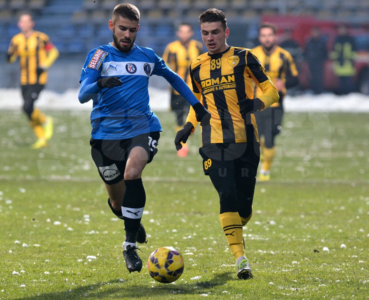 FOTO + VIDEO FC Braşov - Viitorul 1-3 » Echipa lui Gică Hagi urcă pe locul 9 în Liga 1