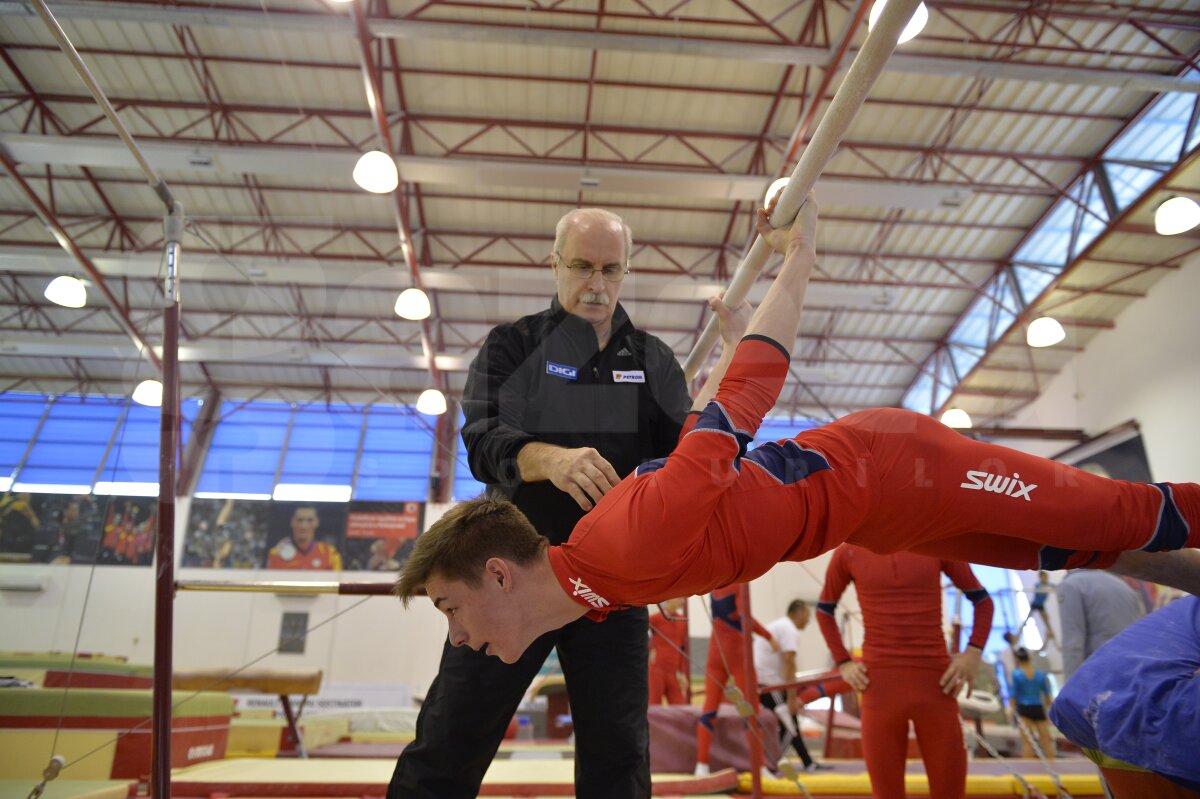 GALERIE FOTO Loturile de gimnastică şi sărituri cu schiurile au efectuat un antrenament comun