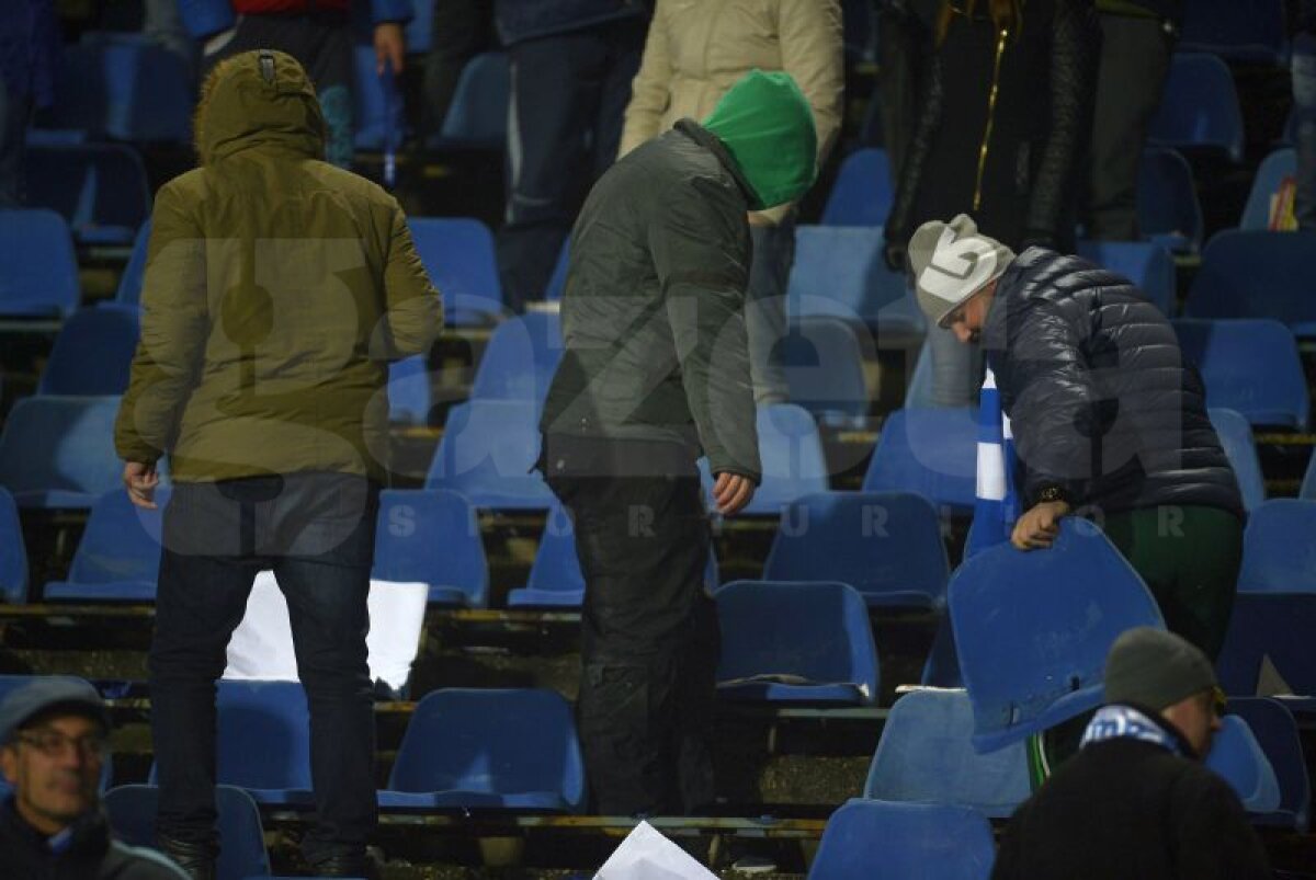 GALERIE FOTO Amintiri de pe "Ion Oblemenco" » Suporterii olteni şi-au luat suveniruri aparte de la ultimul joc împotriva Stelei