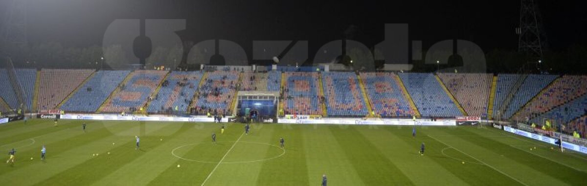 VIDEO şi FOTO Steaua fără nume » Gest fără precedent: oficialii roş-albaştrilor au scos numele "Steaua" şi sigla de pe panouri şi tabelă înainte de meciul cu CSMS Iaşi