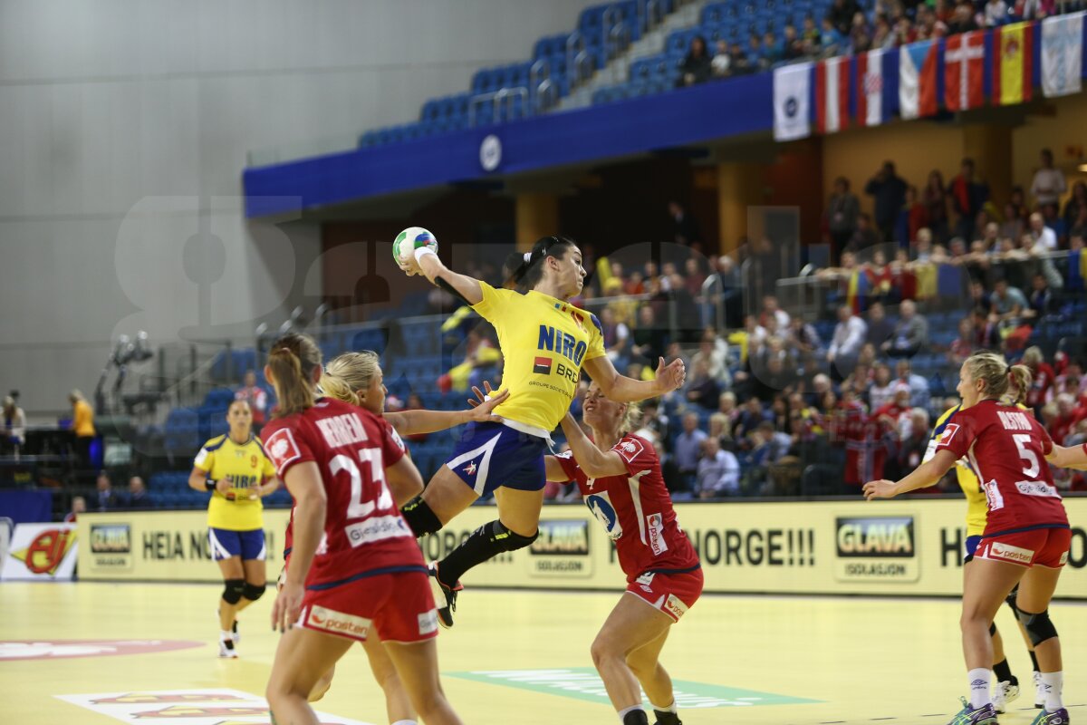 FOTO Norvegia - România 27-19 » Jucătoarele lui Tadici au pierdut meciul de debut la Campionatul European