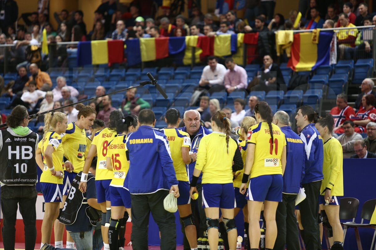 FOTO Norvegia - România 27-19 » Jucătoarele lui Tadici au pierdut meciul de debut la Campionatul European