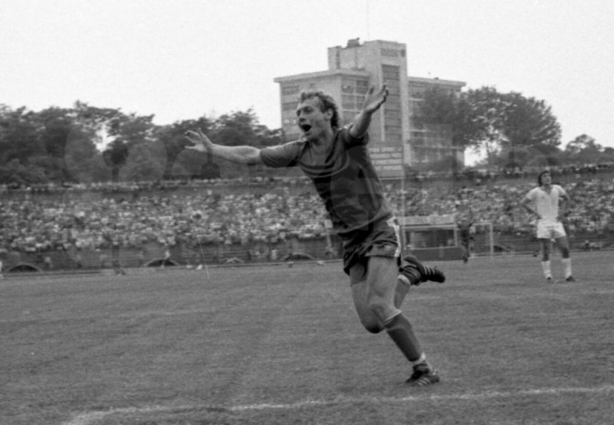 Balaci şi Cârţu, povestiri savuroase în Gazeta de azi: "Nea Titi, vino, domne, să te driblez şi pe dumneata!" :D